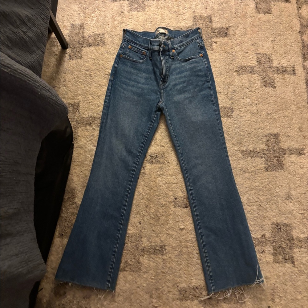 Madewell Mid-Rise Kick Out Jeans